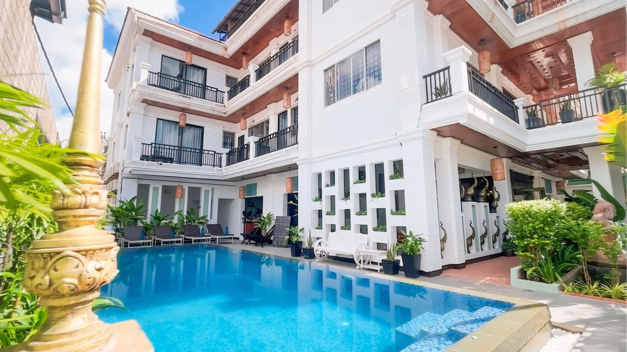 The Center Point Hotel Siem Reap Exterior foto