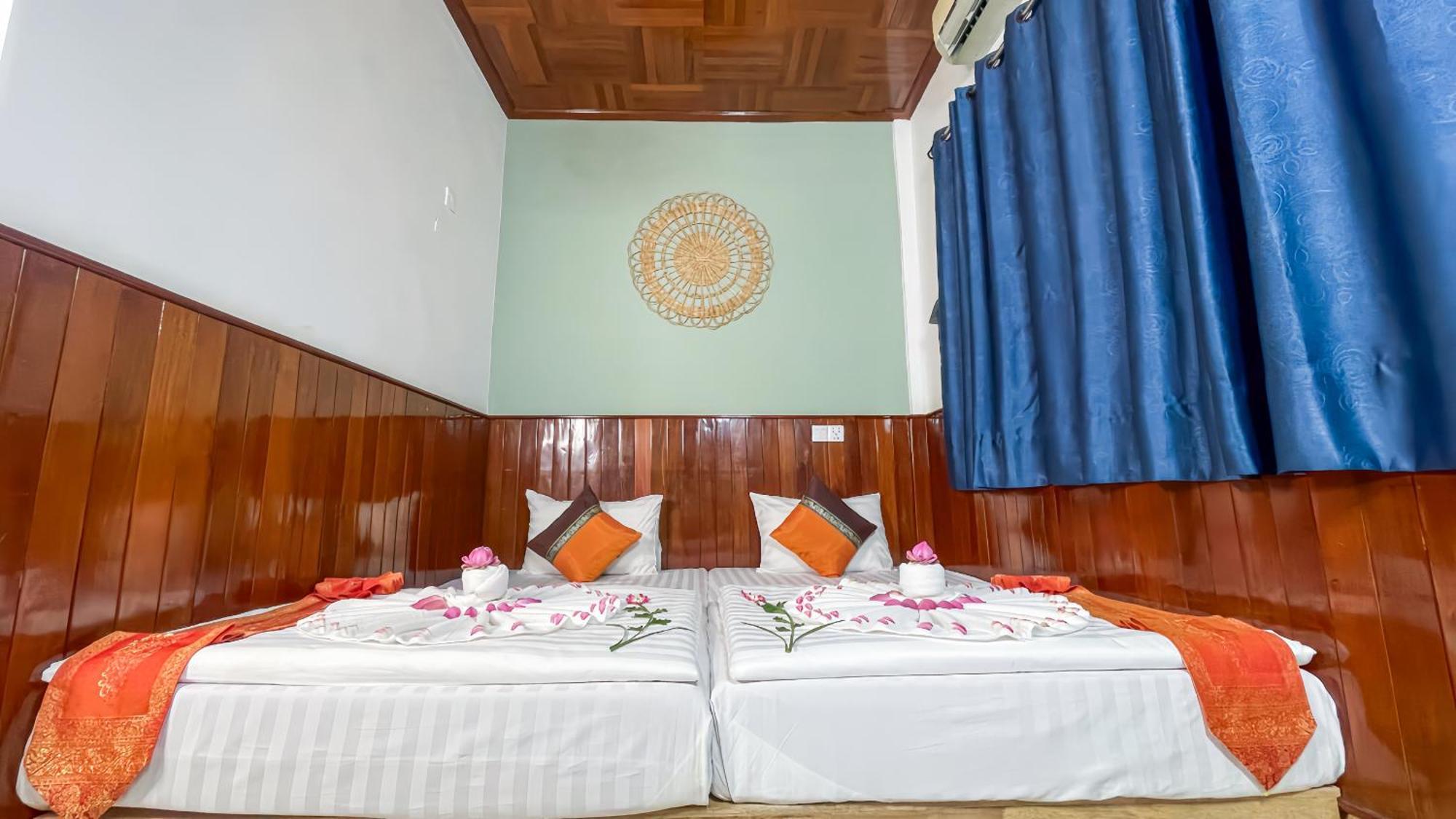 The Center Point Hotel Siem Reap Exterior foto